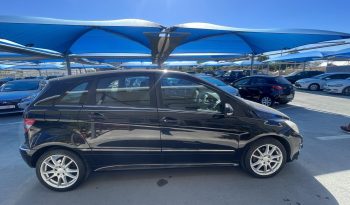 Mercedes-Benz B-Class 2011 full