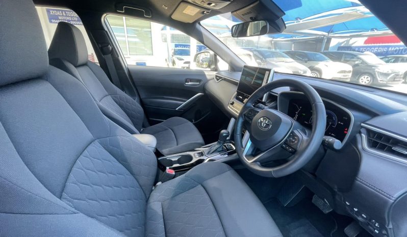 Toyota COROLLA CROSS 2024 full