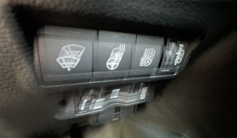 Toyota COROLLA CROSS 2024 full