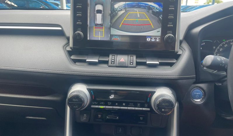 Toyota RAV4 2022 full