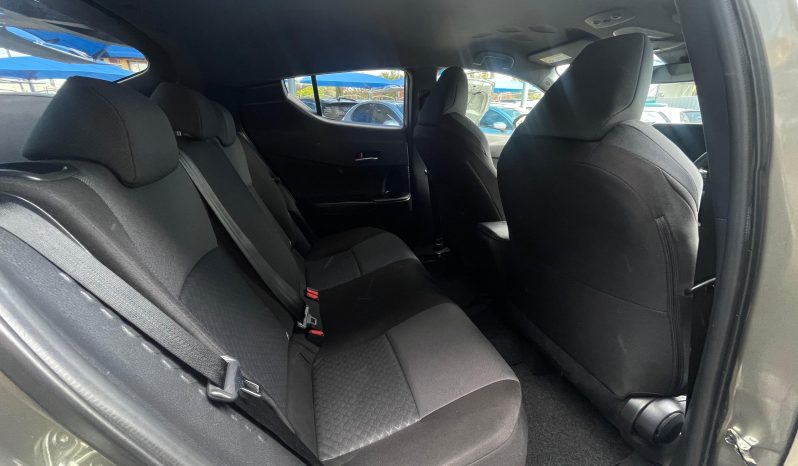 Toyota C-HR 2021 full