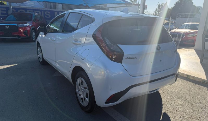 Toyota Aqua 2021 full