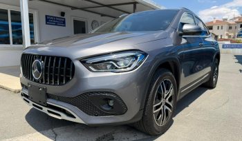 Mercedes-Benz GLA-Class 2021 full